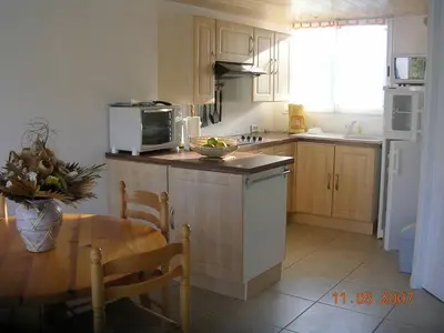 Cuisine ou kitchenette dans l'établissement Studio 2 personnes proche des plages