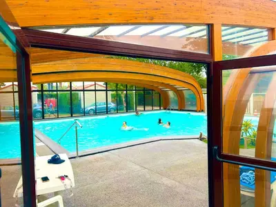 Piscine de l'établissement Mobilhome 6 personnes ou située à proximité