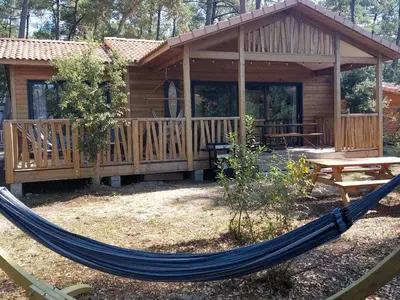 Jardin de l'établissement Chalet 5 étoiles empl 74 3CH 2SDB Tv LL Lv Clim