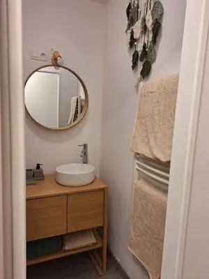 Salle de bains dans l'établissement Appartement Saliora