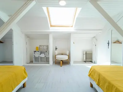 Un ou plusieurs lits dans un hébergement de l'établissement Maison rénovée à Mimizan pour 10 pers. avec jardin proche océan - FR-1-50-194