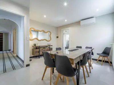Coin salon dans l'établissement Maison rénovée à Mimizan pour 10 pers. avec jardin proche océan - FR-1-50-194