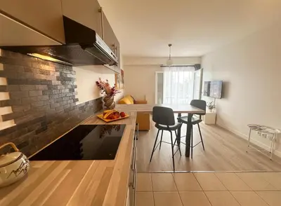 Cuisine ou kitchenette dans l'établissement Un cocon de sérénité