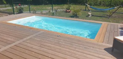 Piscine de l'établissement Villa Kentève ou située à proximité