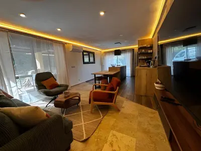 Télévision ou salle de divertissement dans l'établissement L'orée du bois - Contis - Ocean and Spa