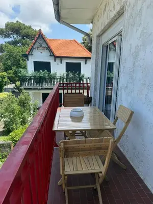 Balcon ou terrasse dans l'établissement T2, 50 m beach, balcony with sea view