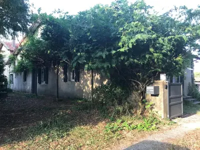 Jardin de l'établissement Maison à la campagne entre montagne et mer