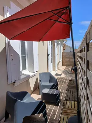 Coin salon dans l'établissement Petite maison cœur de ville de La Teste de Buch