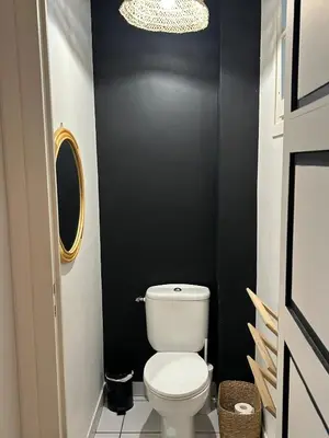 Salle de bains dans l'établissement Villa de caractère entre lac et mer
