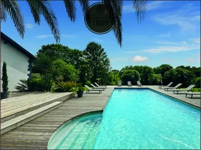 Piscine de l'établissement La Villa Landaise 1809 ou située à proximité
