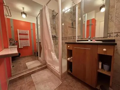 Salle de bains dans l'établissement Gite 11825