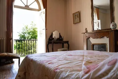 Un ou plusieurs lits dans un hébergement de l'établissement Villa Mon But - Maison de maître du 19ème siècle