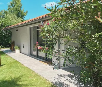 Jardin de l'établissement La La Lande - Hossegor - piscine