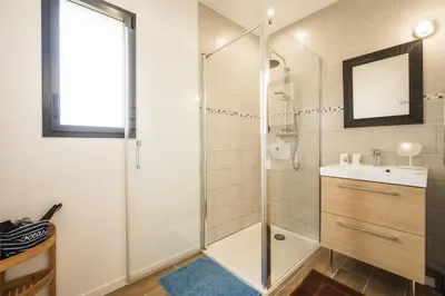 Salle de bains dans l'établissement Domaine de Sophie
