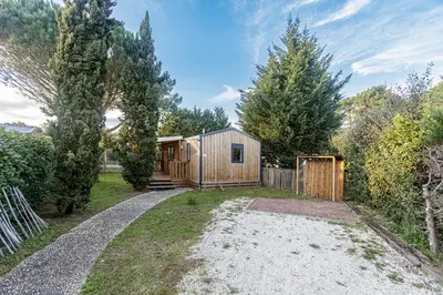 Jardin de l'établissement Mobil home 408 tout confort
