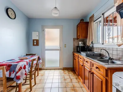 Cuisine ou kitchenette dans l'établissement Maison Centre Biscarrosse Plage - Proche Océan - Parking - 4 Pers - FR-1-521-264