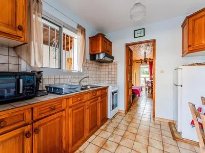 Cuisine ou kitchenette dans l'établissement Maison Centre Biscarrosse Plage - Proche Océan - Parking - 4 Pers - FR-1-521-264