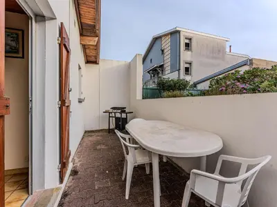 Balcon ou terrasse dans l'établissement Maison Centre Biscarrosse Plage - Proche Océan - Parking - 4 Pers - FR-1-521-264