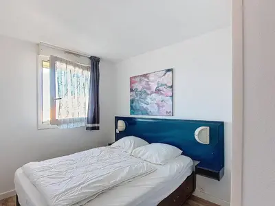 Un ou plusieurs lits dans un hébergement de l'établissement T3 pour 6 pers. avec terrasse et vue sur lac à Vieux-Boucau - FR-1-857-27