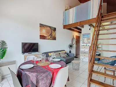 Télévision ou salle de divertissement dans l'établissement Vieux Boucau - T2 Mezzanine pour 4 personnes - FR-1-857-45