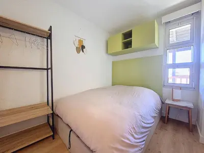 Un ou plusieurs lits dans un hébergement de l'établissement Vieux Boucau : T2 Cabine 6 Pers avec Piscine, Parking - FR-1-857-34