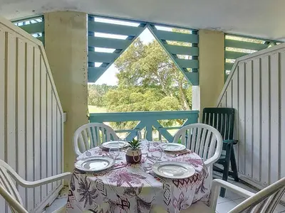 Balcon ou terrasse dans l'établissement Appartement confortable 4 pers. proche golf - FR-1-857-50
