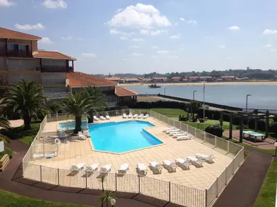 Piscine de l'établissement T2 pour 4 pers avec terrasse à Vieux-Boucau - FR-1-857-51 ou située à proximité