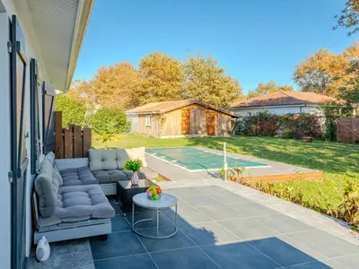 Jardin de l'établissement Holiday Home Vaccine-2 by Interhome