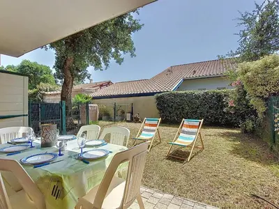 Jardin de l'établissement T3 Cabine 6 Pers, Parking, Animaux Acceptés - FR-1-857-54