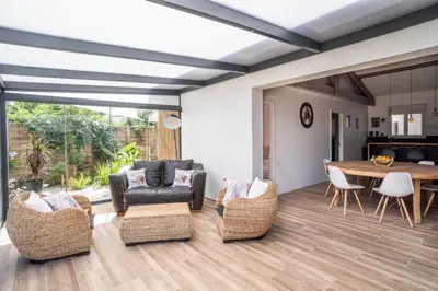 Coin salon dans l'établissement Villa aux portes de l'Océan