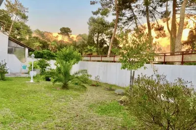 Jardin de l'établissement Spacious house in Tarnos near the beach