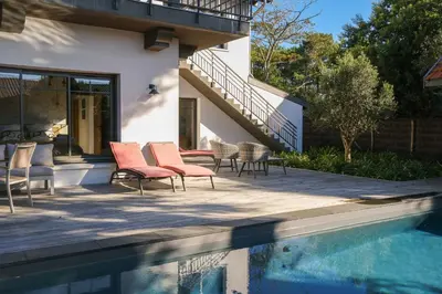 Piscine de l'établissement Villa Anatole - ARCHIK Vue Bassin Arcachon ou située à proximité