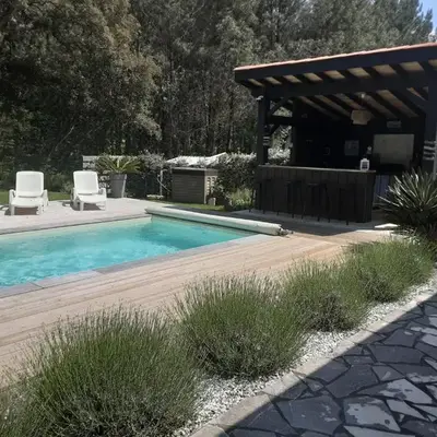 Grande maison avec piscine privée