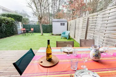 Jardin de l'établissement Maison 3 chambres près du Lac de Navarrosse – Jardin terrasse