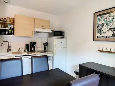 Cuisine ou kitchenette dans l'établissement Appartement lumineux à Messanges - 4 pers, animaux admis, parking - FR-1-857-62