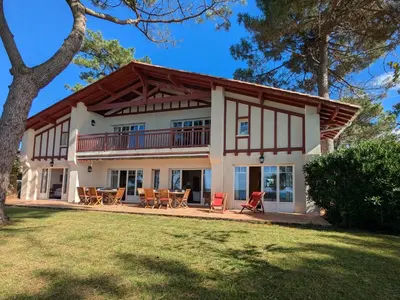 Plan de l'établissement Villa bord de plage, 6 chambres, parking, WIFI - Pyla s/Mer - FR-1-420-162