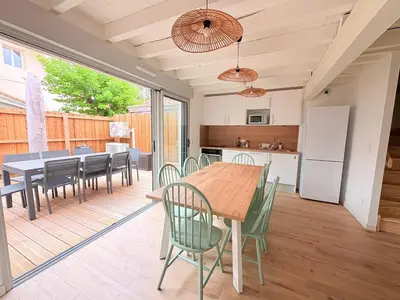 Cuisine ou kitchenette dans l'établissement La Maison du Caz