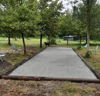 Jardin de l'établissement Le gite du pas du moulin