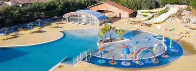 Piscine de l'établissement SevServices à La Plage ou située à proximité