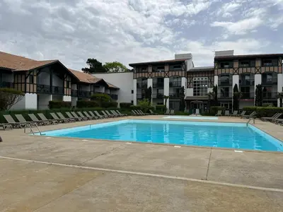 Piscine de l'établissement App au Golf de Moliets ou située à proximité