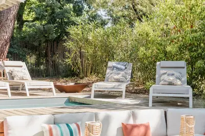 Jardin de l'établissement Charmante villa - Proche plage - Quartier de la Coorniche