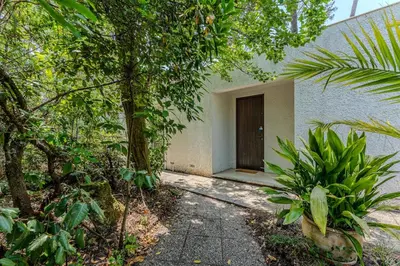 Jardin de l'établissement Maison au coeur des pins