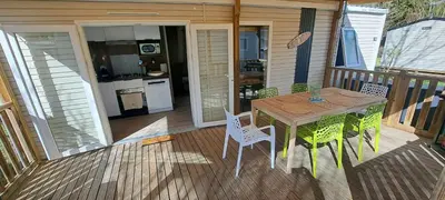 Balcon ou terrasse dans l'établissement Mobil home camping les Oyats