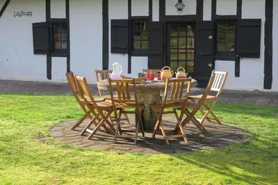 Jardin de l'établissement Belle maison landaise parc et tennis proche océan