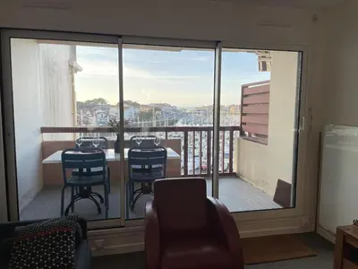 Balcon ou terrasse dans l'établissement Appartement Laurens Vue Port et Océan 4 pers