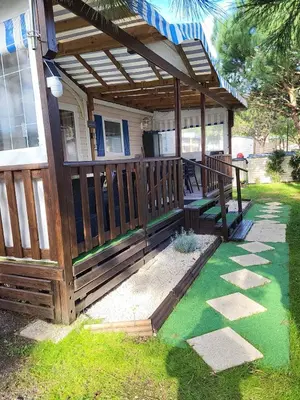 Jardin de l'établissement Mobilhome