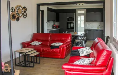 Coin salon dans l'établissement 3 Bedroom Awesome Home In Mimizan