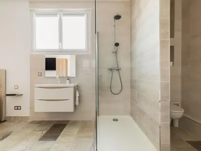 Salle de bains dans l'établissement Holiday Home Zwischen Meer und Land by Interhome