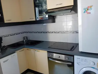 Cuisine ou kitchenette dans l'établissement Seignosse Penon - T2 Côte Atlantique Proche Plage - FR-1-239-1151