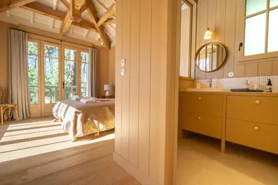 Un ou plusieurs lits dans un hébergement de l'établissement Divine villa au calme - Entre Moulleau et Golf